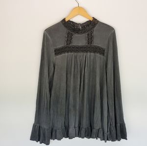 Easel Anthropologie Gray Boho Lace Long Sleeve